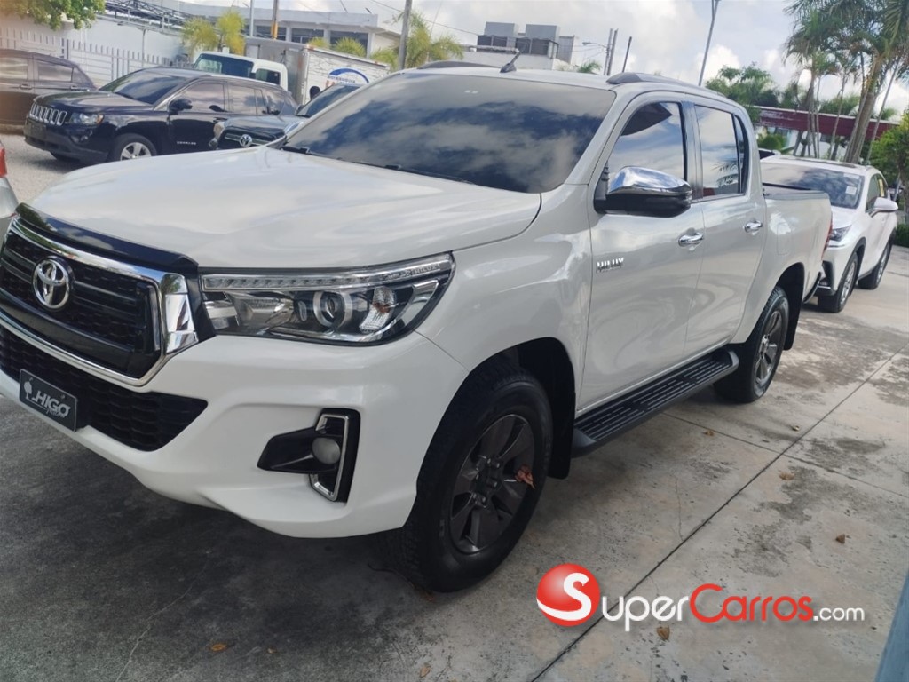2020 Toyota Hilux SRV — foto 8 / 8