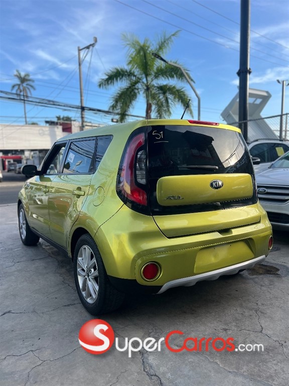 2017 Kia Soul Plus — foto 7 / 12