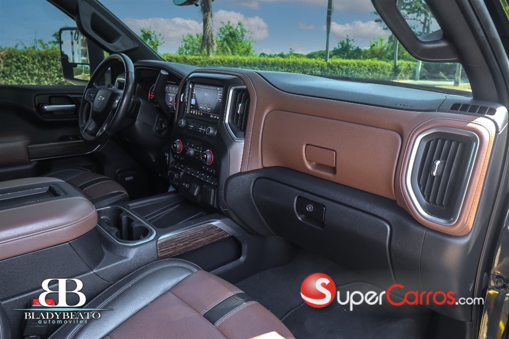 2021 Chevrolet Silverado High Country — foto 4 / 10