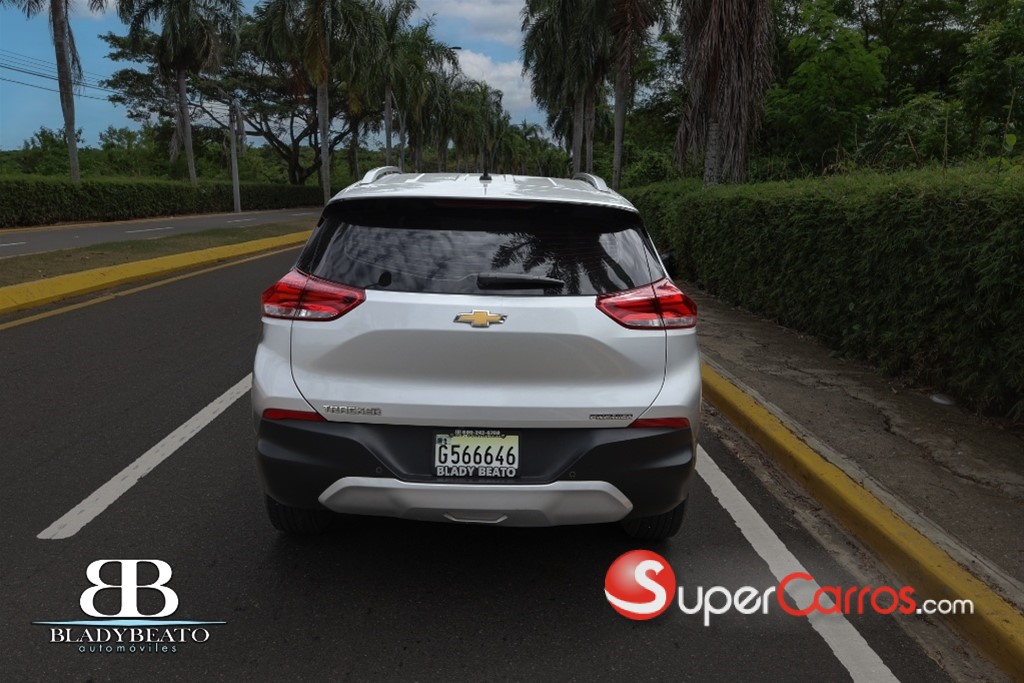 2021 Chevrolet Tracker Premier — foto 9 / 11