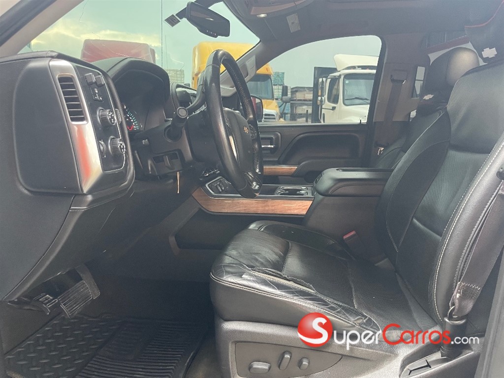 2016 Chevrolet Silverado LTZ — foto 11 / 11