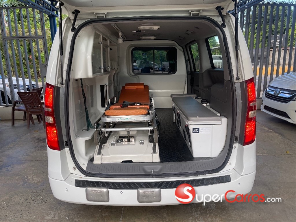 2011 Hyundai Grand Starex AMBULANCIA — foto 5 / 7