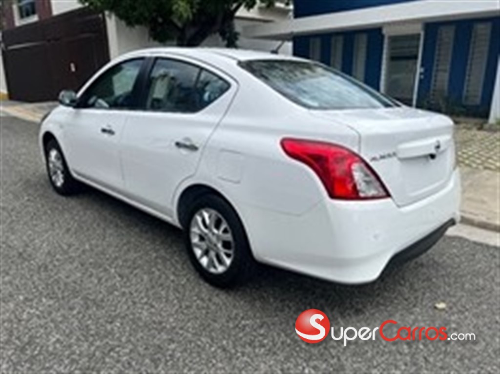 2022 Nissan Almera — foto 2 / 12