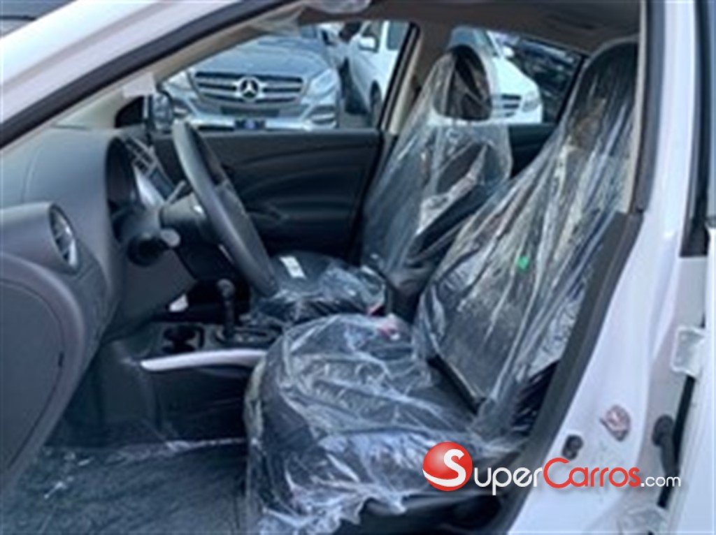 2022 Nissan Almera — foto 6 / 12