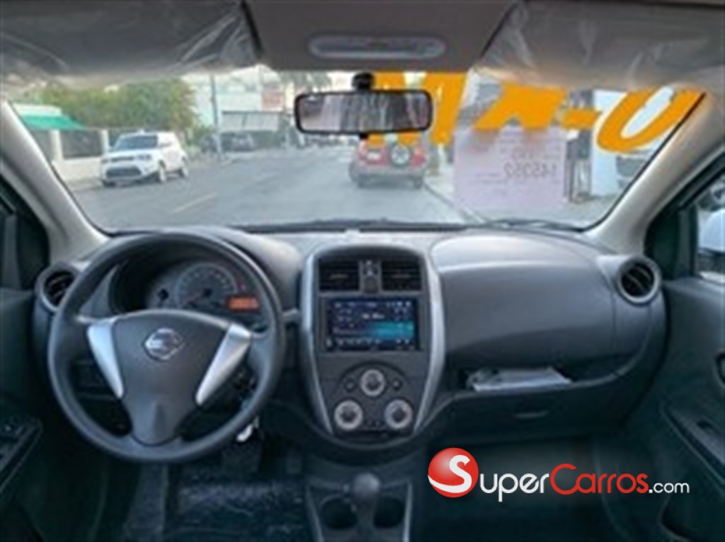 2022 Nissan Almera — foto 8 / 12