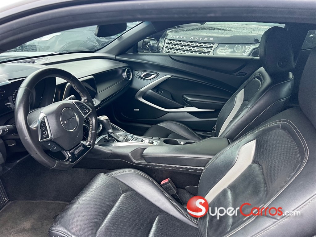 2017 Chevrolet Camaro LT — foto 2 / 6