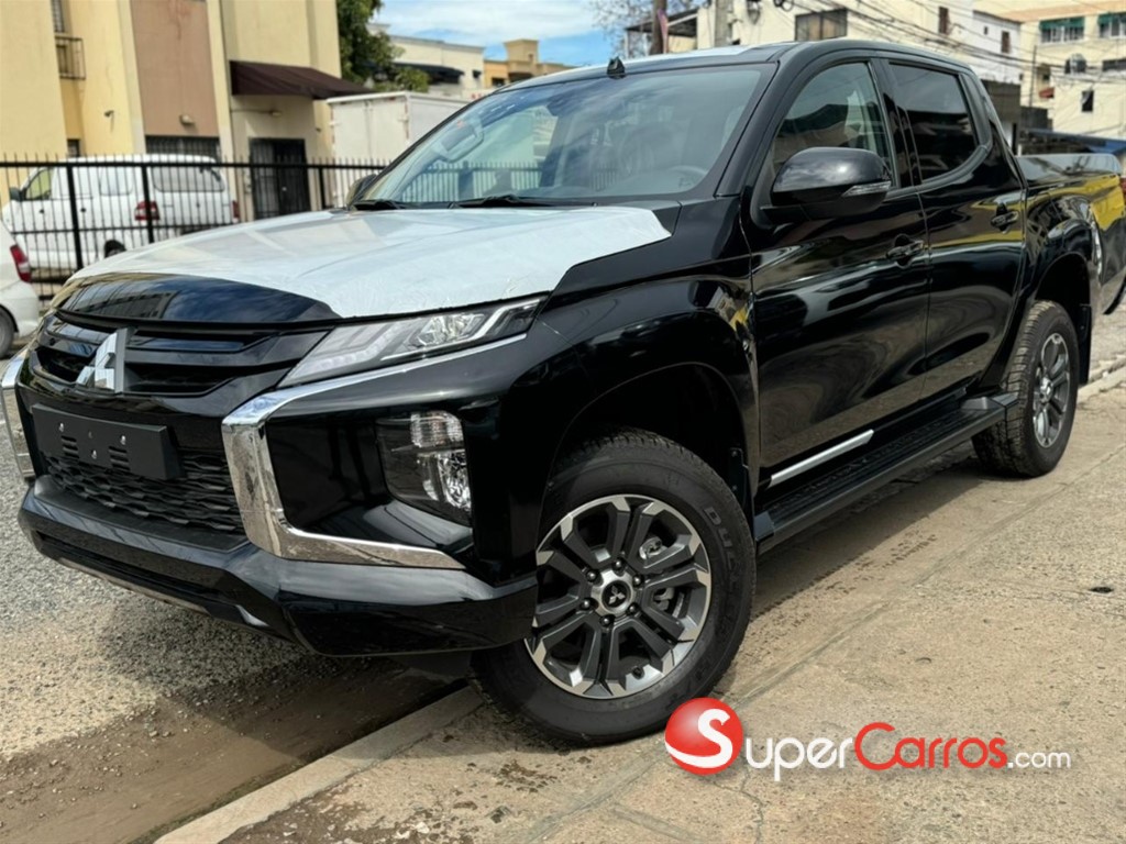 2024 Mitsubishi Motors L 200 Sportero