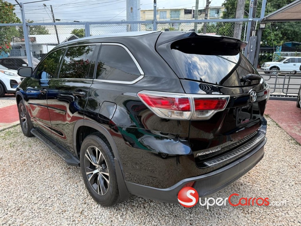 2016 Toyota Highlander XLE — foto 3 / 10