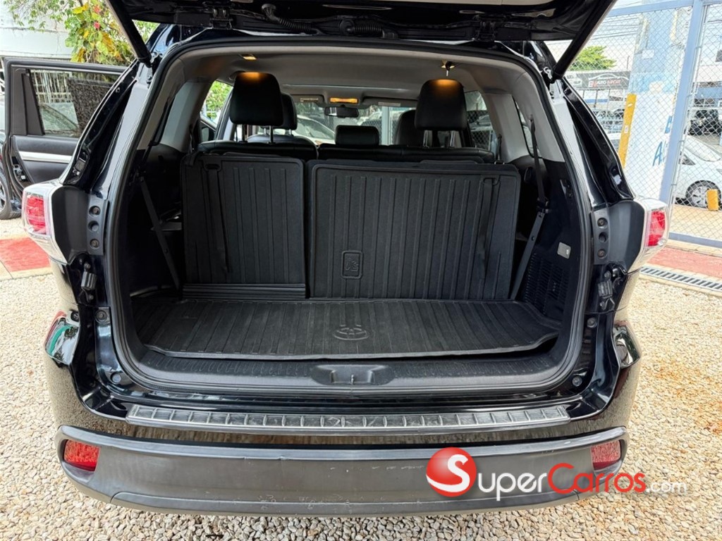 2016 Toyota Highlander XLE — foto 10 / 10