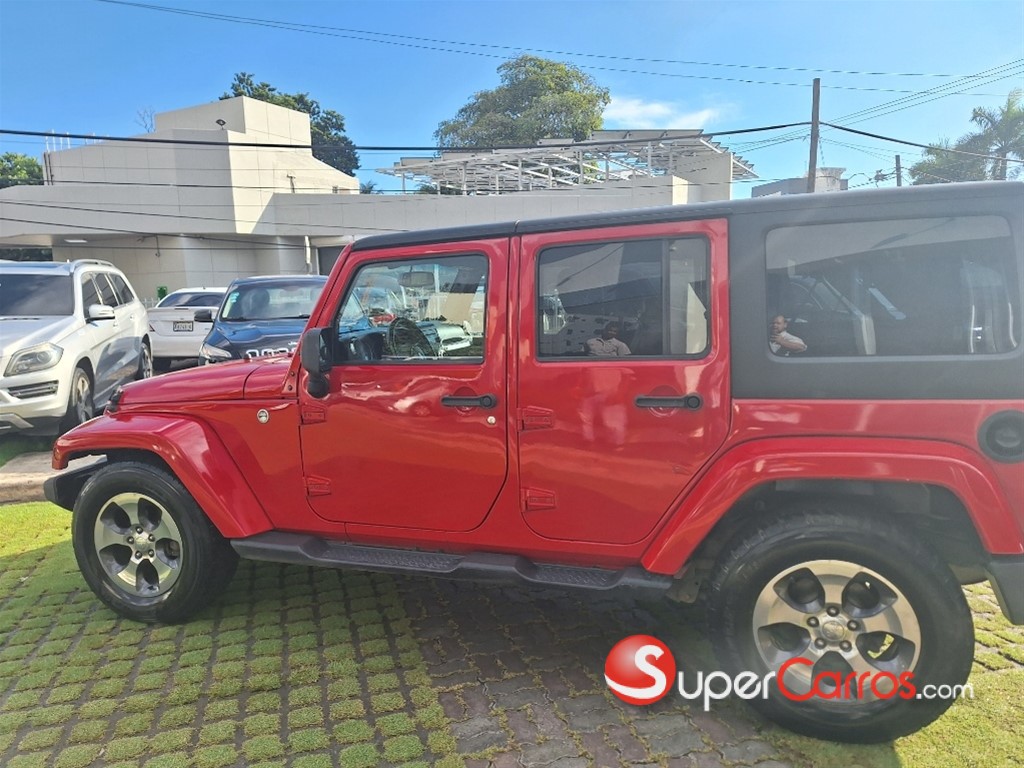 2018 Jeep Wrangler Sahara Unlimited — foto 10 / 12