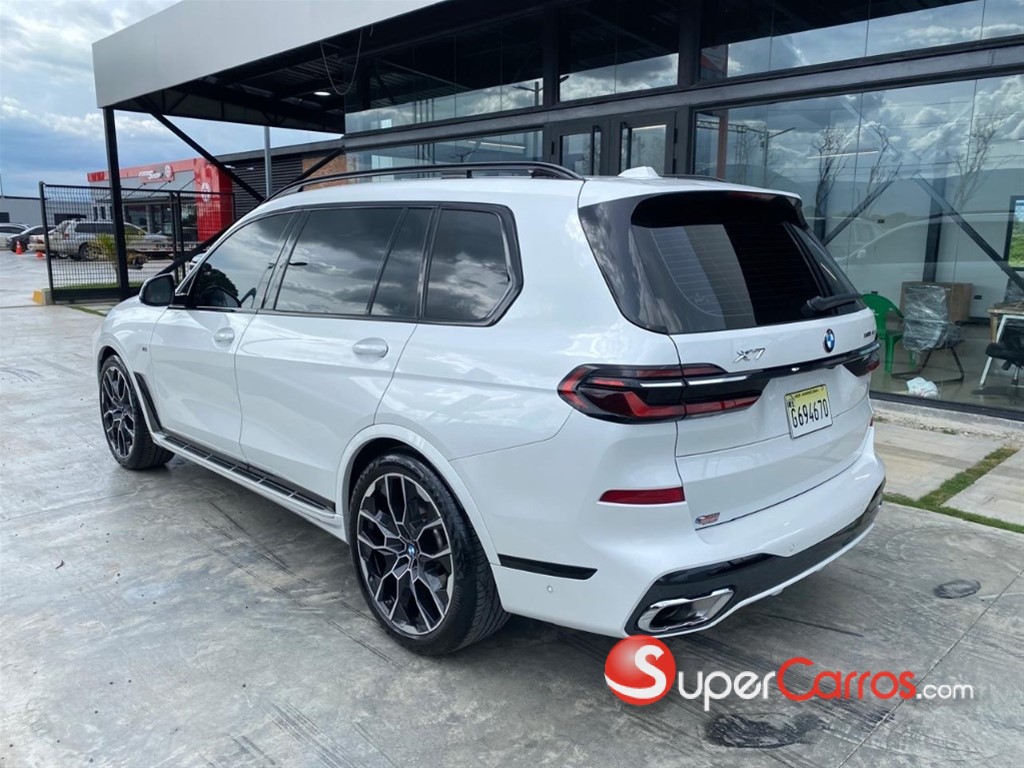 2024 BMW X 7 — foto 4 / 10