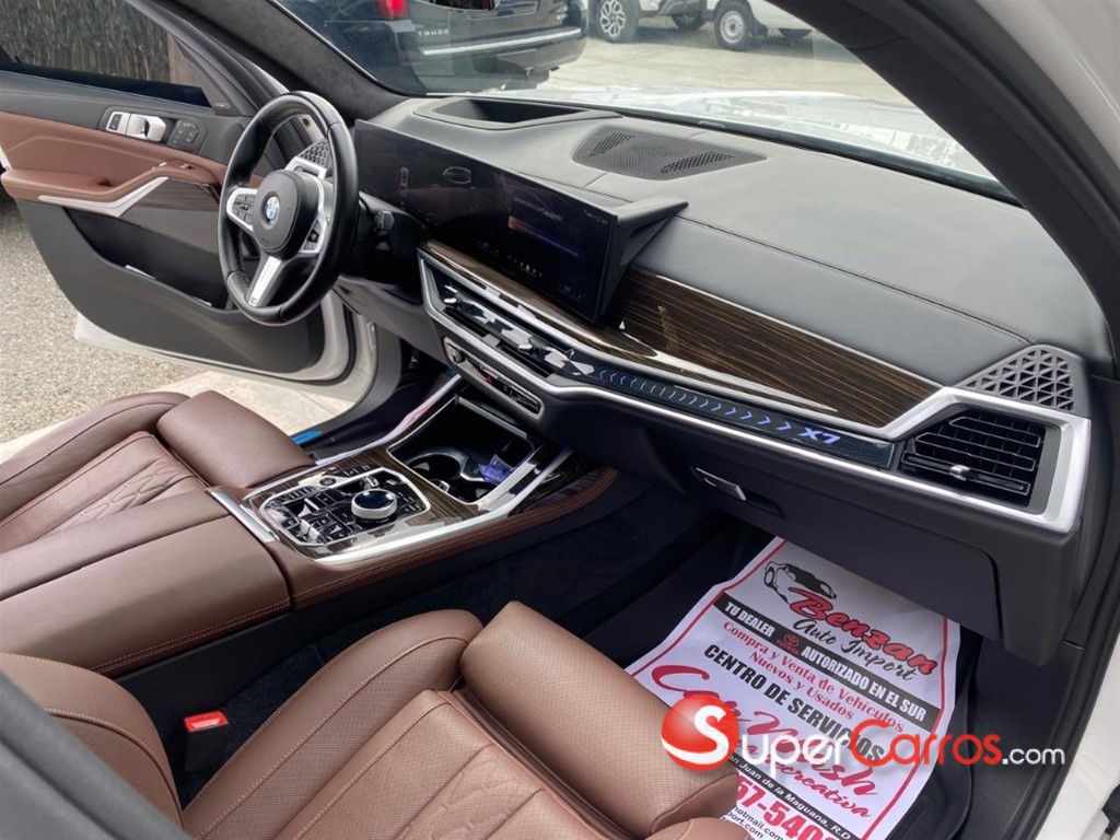 2024 BMW X 7 — foto 7 / 10