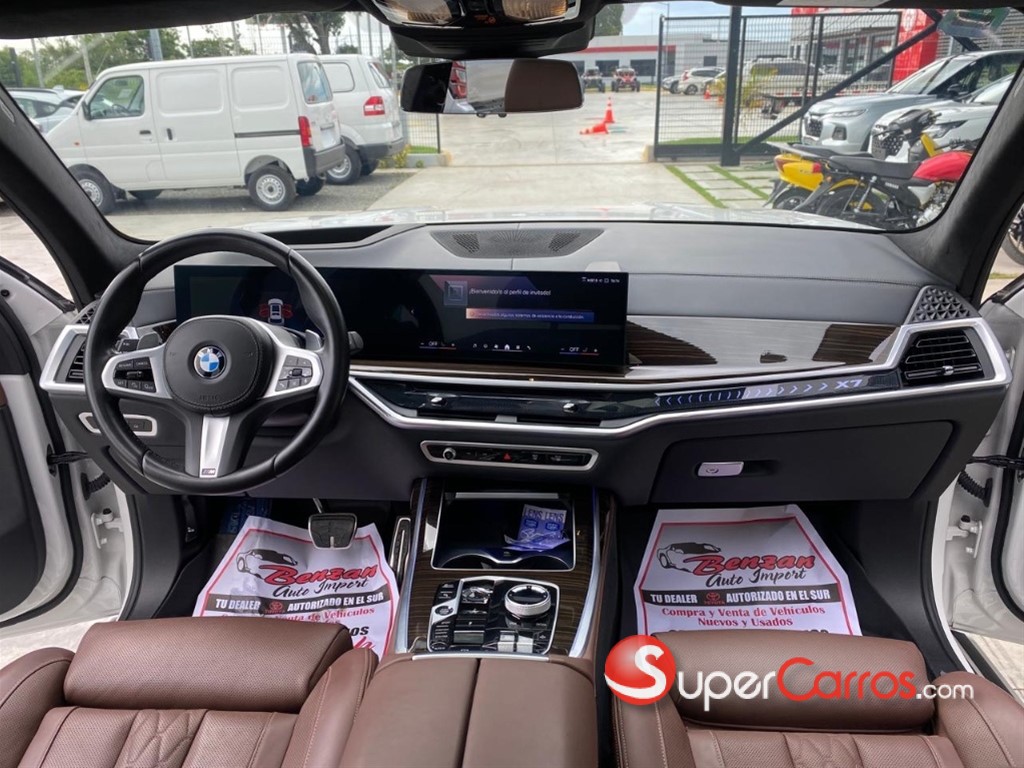 2024 BMW X 7 — foto 9 / 10