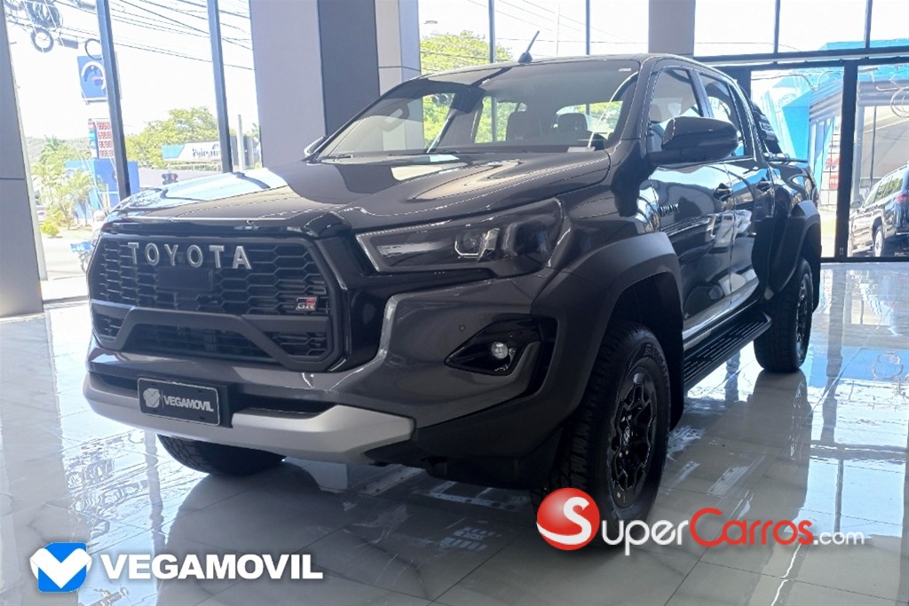 2026 Toyota Hilux GR Sport — foto 2 / 12