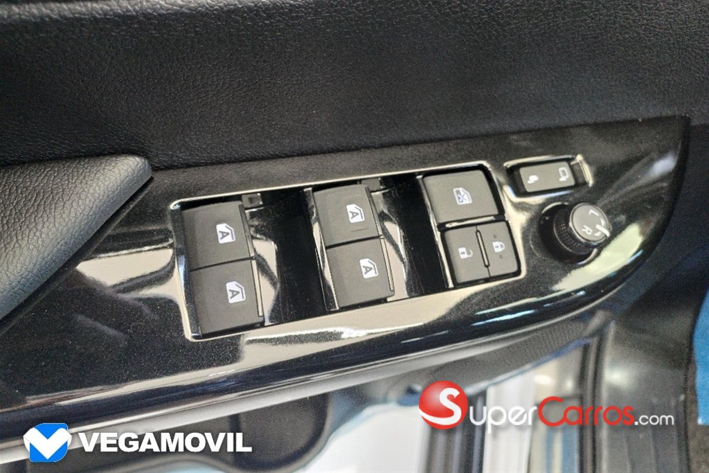 2026 Toyota Hilux GR Sport — foto 11 / 12