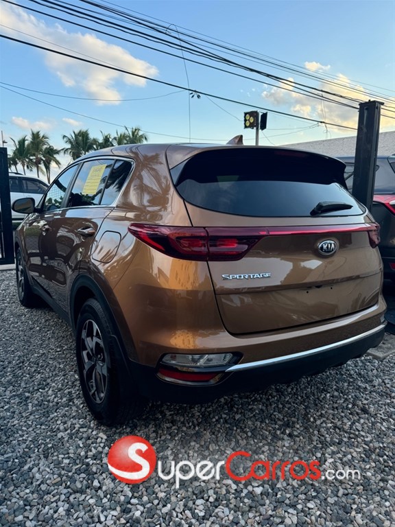 2021 Kia Sportage LX — foto 4 / 11