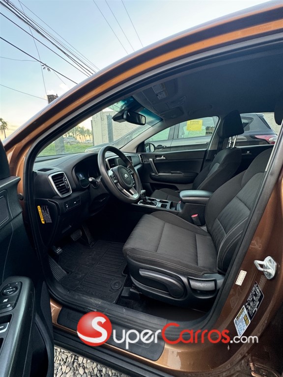 2021 Kia Sportage LX — foto 7 / 11