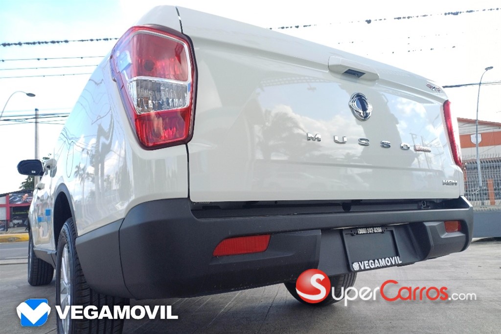 2025 KGM Musso Grand — foto 6 / 11