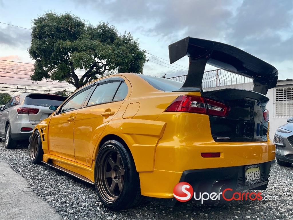 2011 Mitsubishi Motors Evolution X — foto 2 / 6