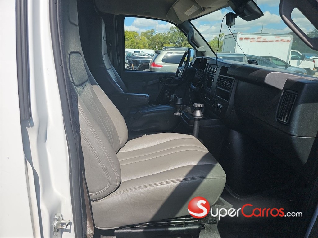 2019 Chevrolet Express G2500 — foto 8 / 12
