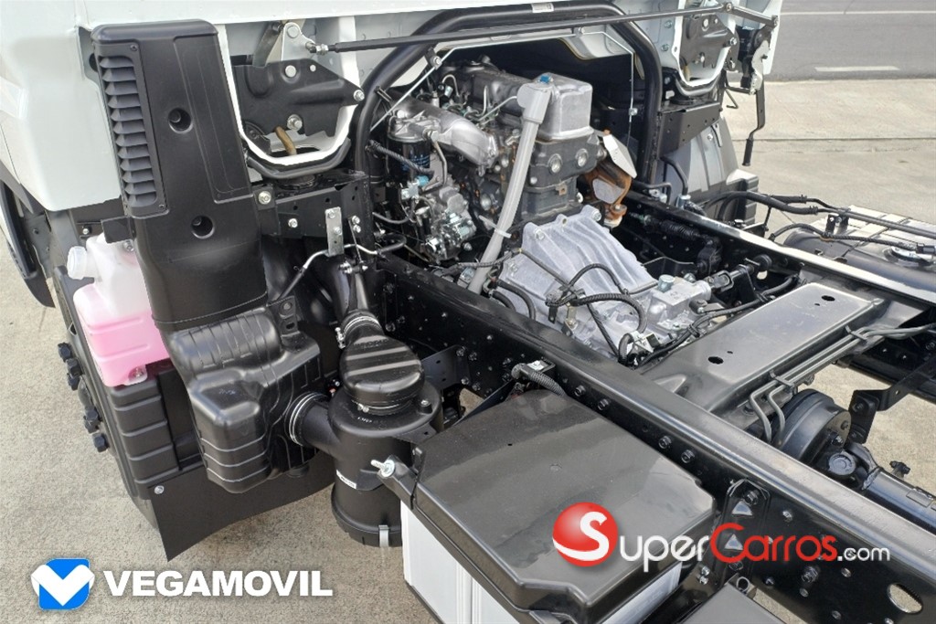 2026 Mitsubishi Motors Fuso Canter — foto 6 / 12