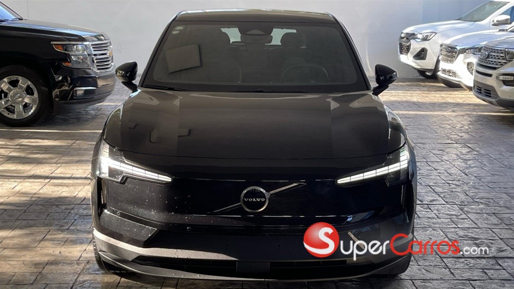 2026 Volvo EX30 — foto 2 / 8