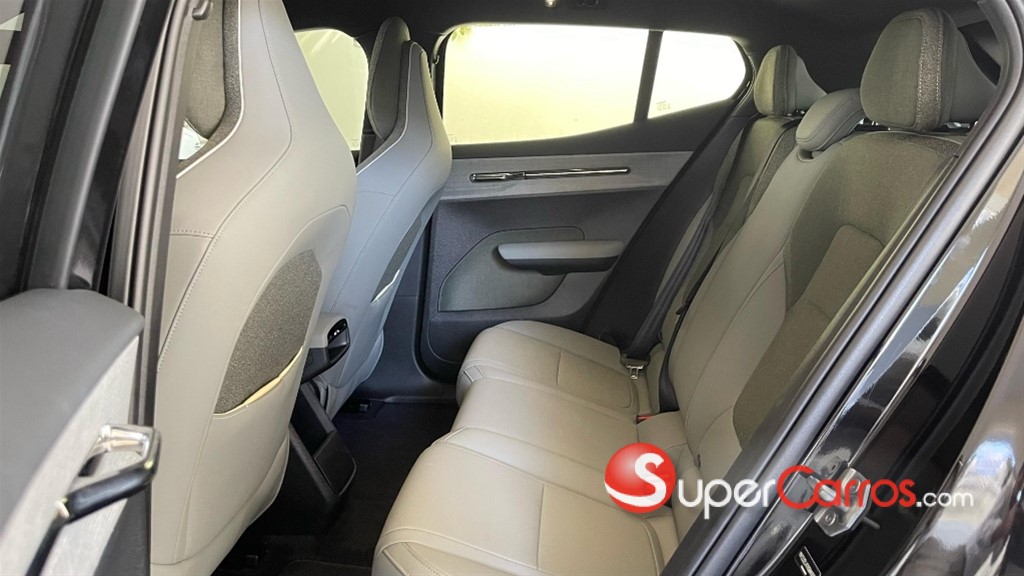 2026 Volvo EX30 — foto 8 / 8