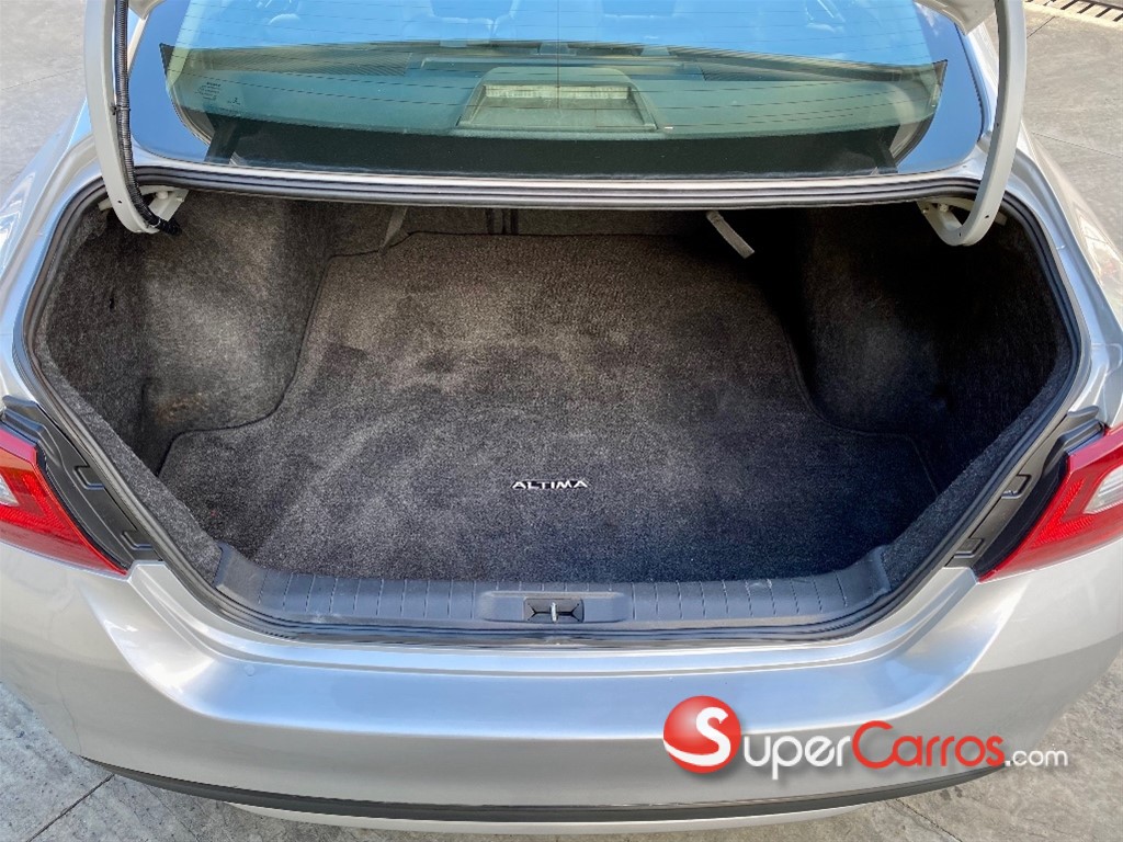 2018 Nissan Altima SL — foto 11 / 12