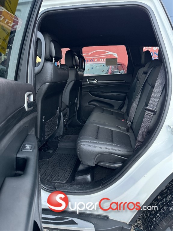 2019 Jeep Grand Cherokee — foto 8 / 10
