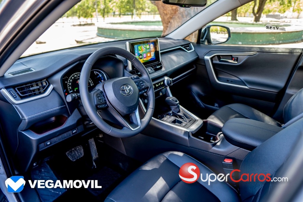 2025 Toyota RAV4 Limited Hybrid — foto 8 / 12