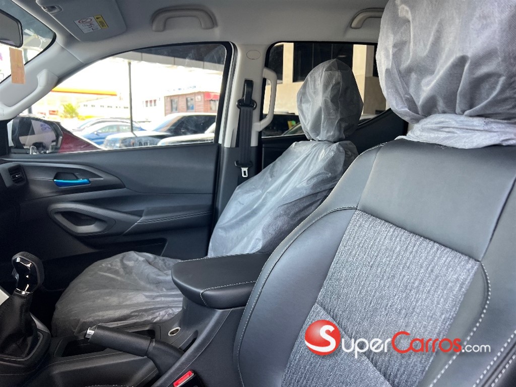 2027 Changan Hunter — foto 11 / 12
