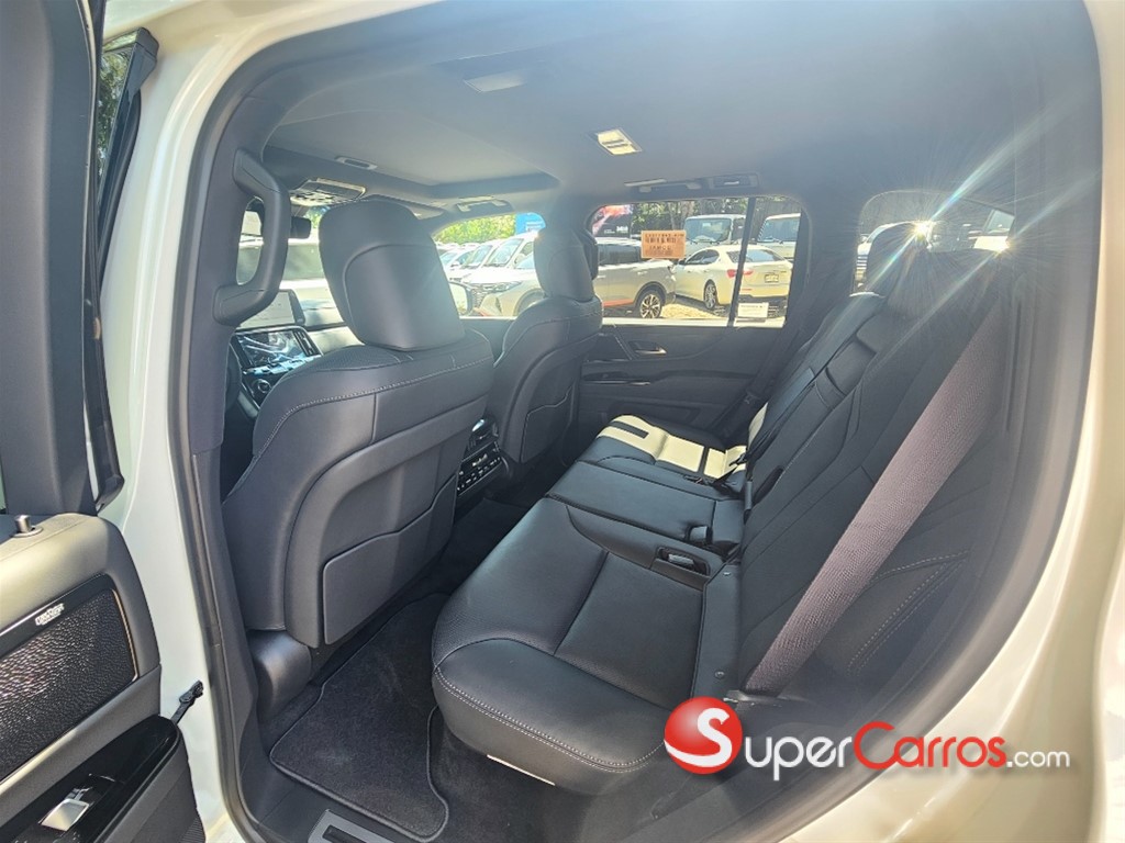 2026 Lexus LX 600 Premium — foto 5 / 11