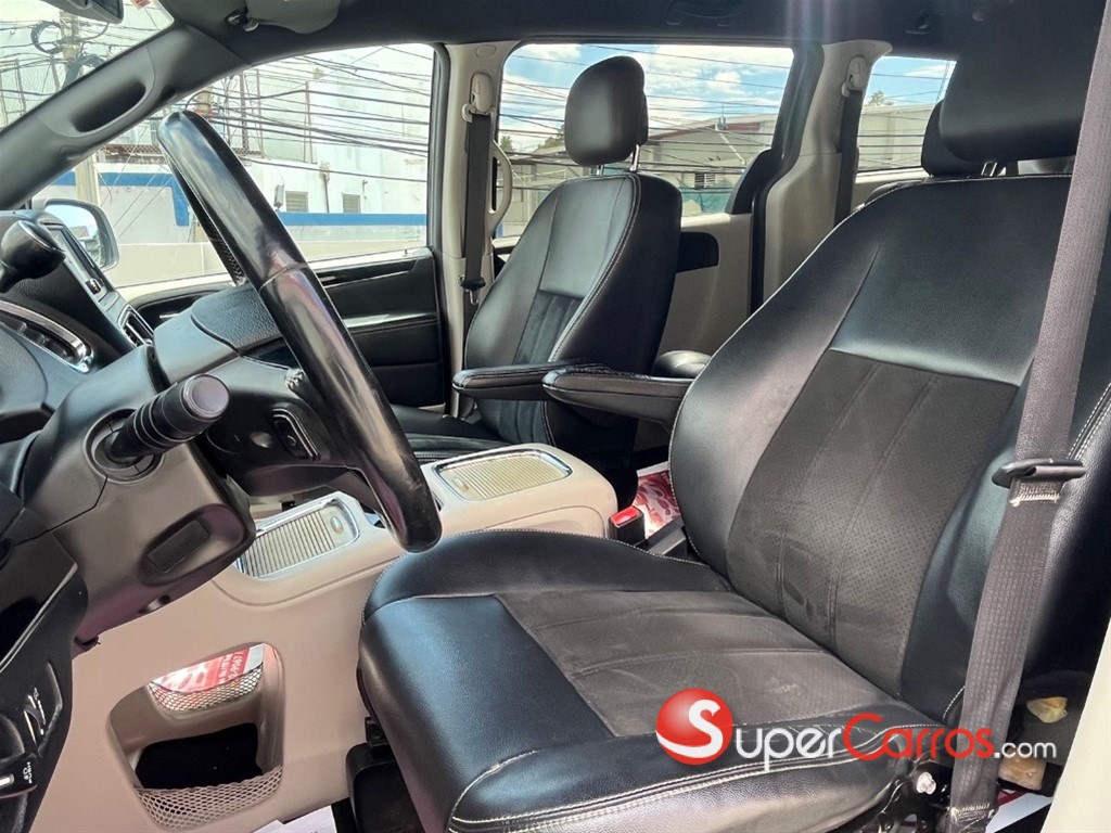 2018 Dodge Caravan — foto 4 / 10