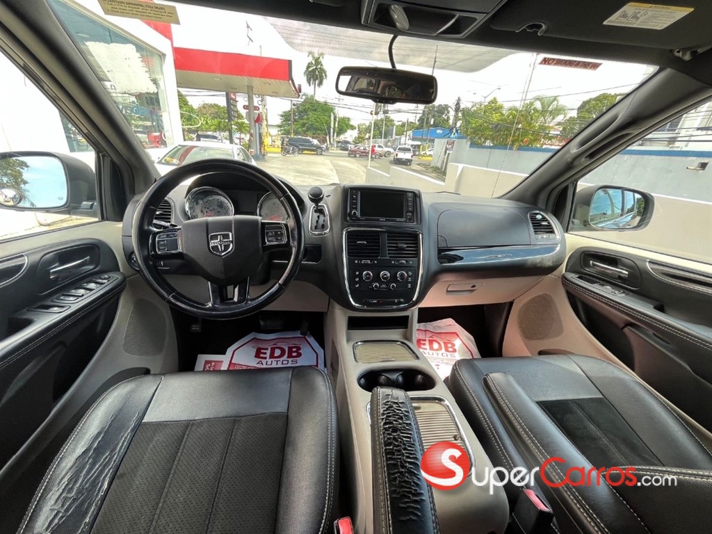 2018 Dodge Caravan — foto 7 / 10
