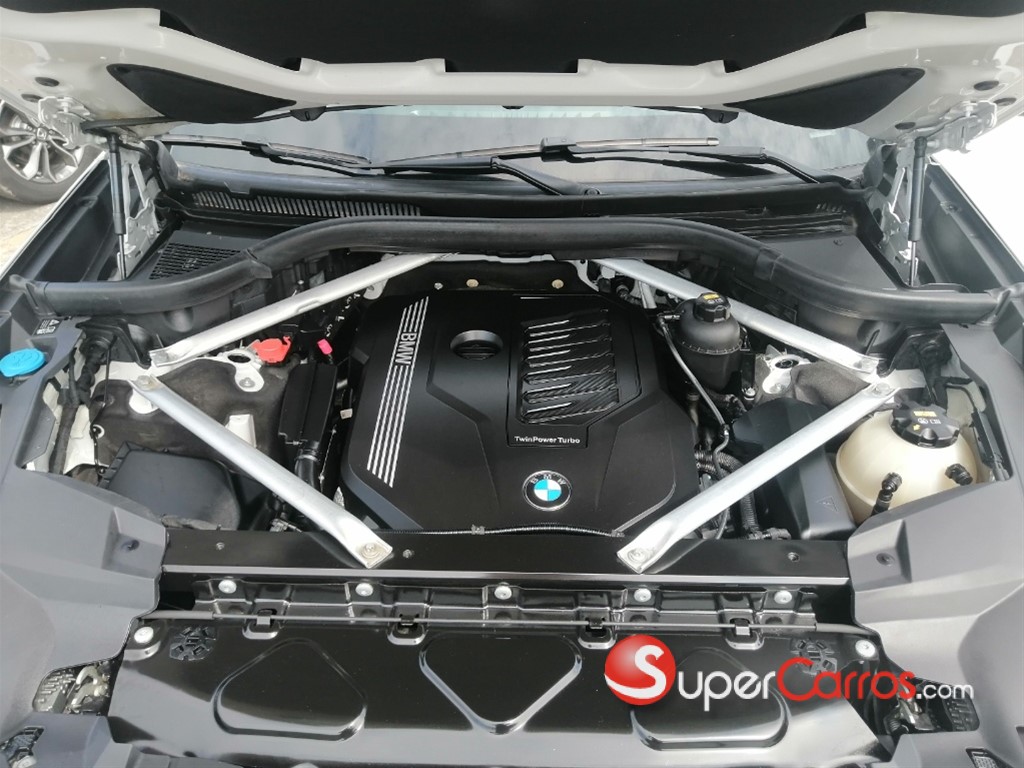2019 BMW X 7 xDrive 40i Mpackage — foto 4 / 12