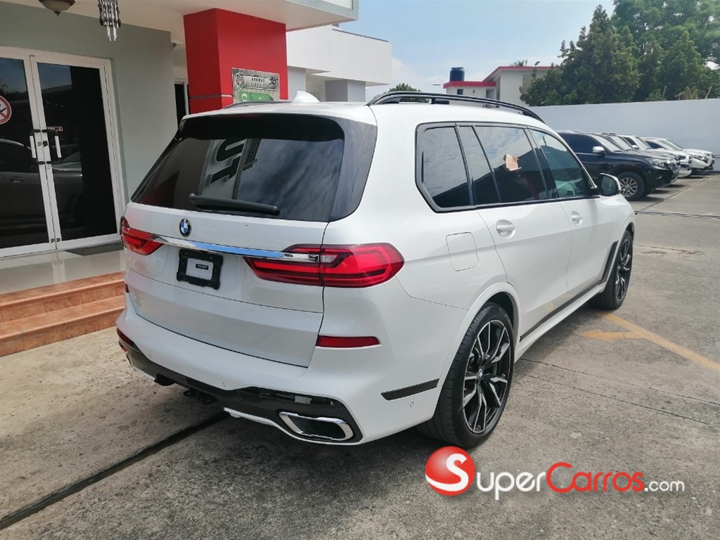 2019 BMW X 7 xDrive 40i Mpackage — foto 10 / 12