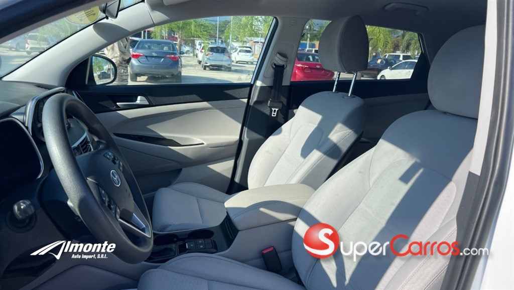 2019 Hyundai Tucson — foto 8 / 12
