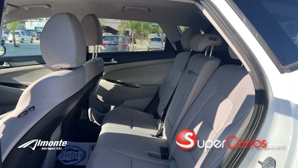 2019 Hyundai Tucson — foto 10 / 12