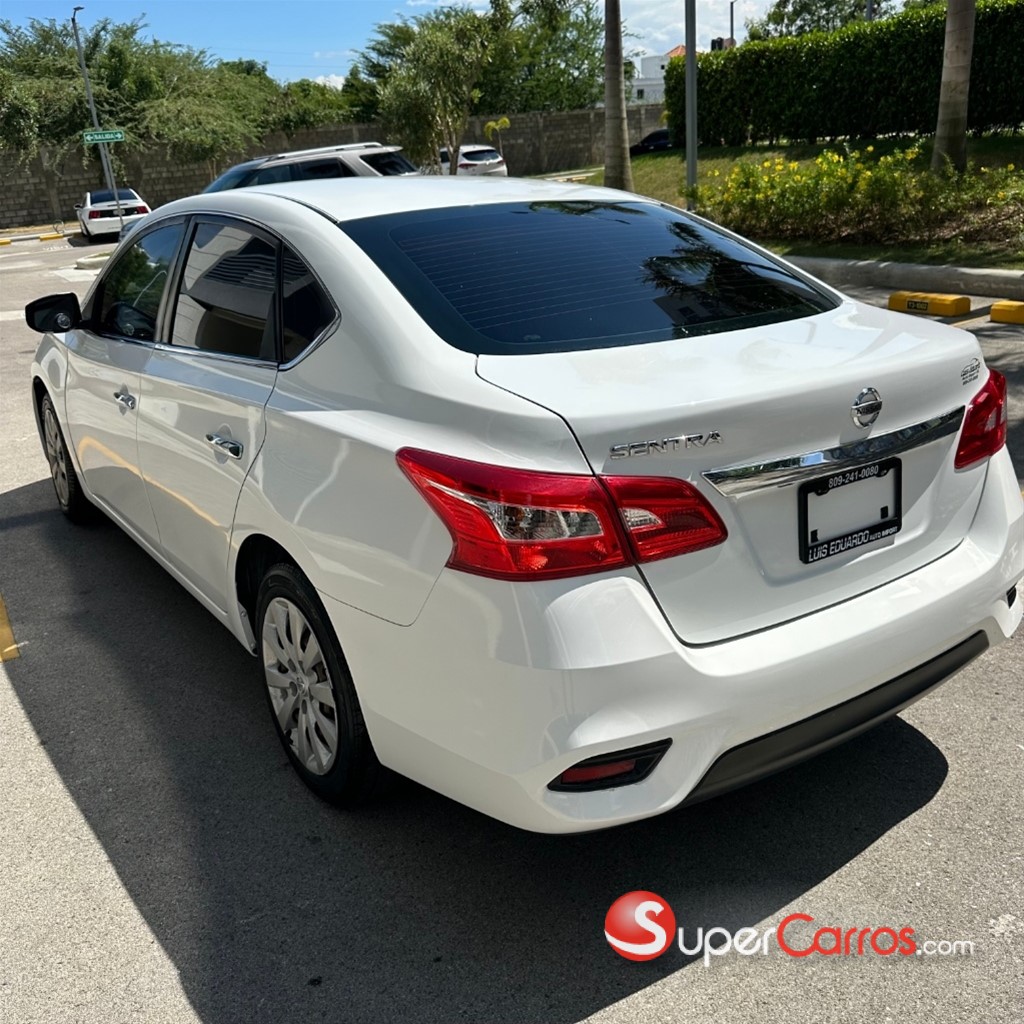 2019 Nissan Sentra — foto 5 / 9