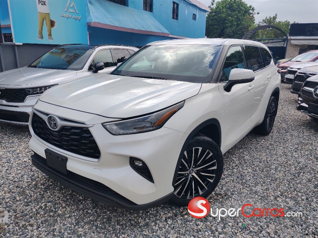 2021 Toyota Highlander LE — foto 7 / 7