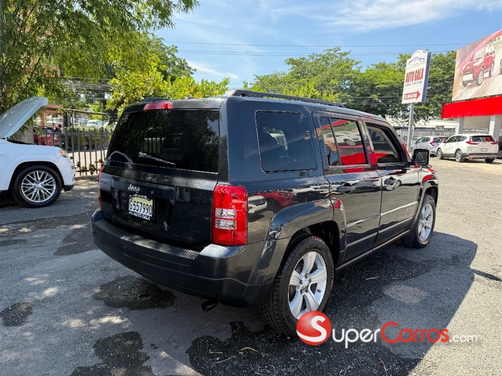 2016 Jeep Patriot Sport — foto 2 / 8