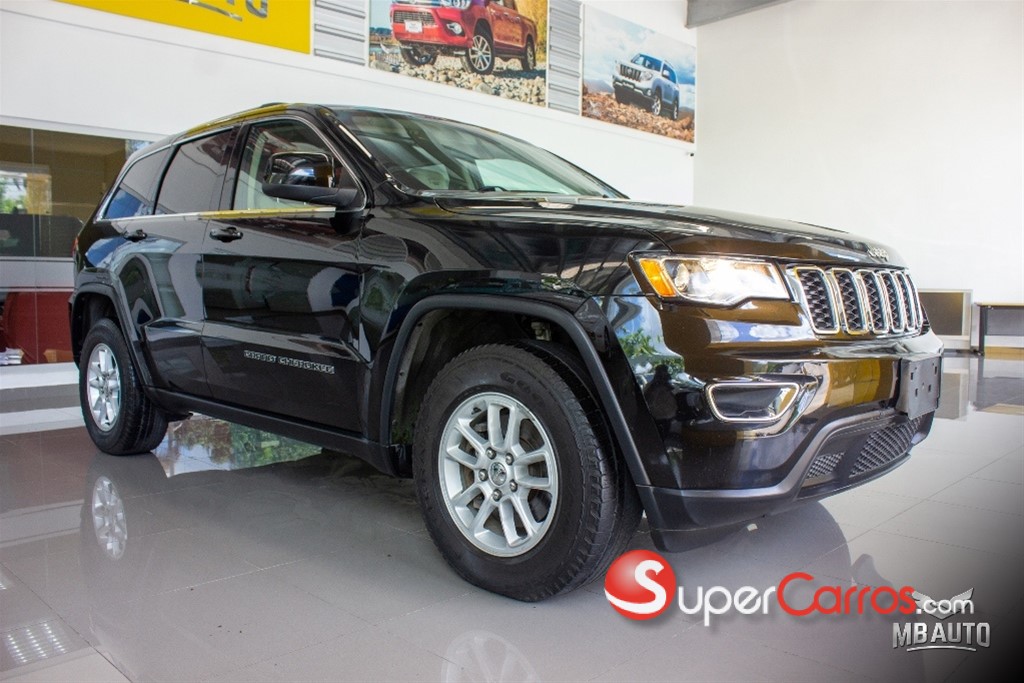 2018 Jeep Grand Cherokee Laredo — foto 3 / 12