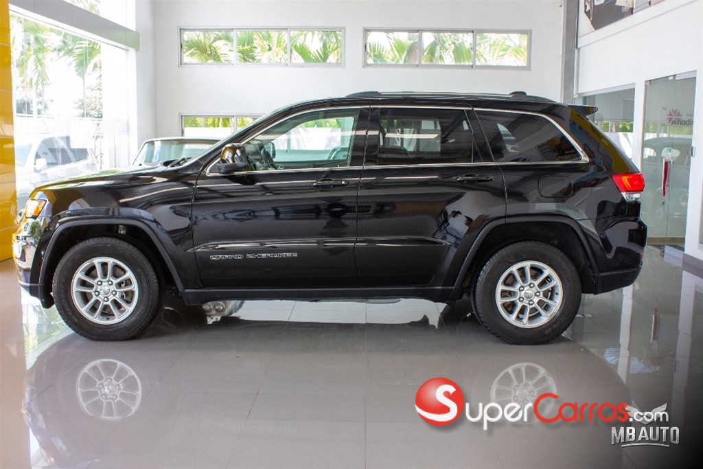 2018 Jeep Grand Cherokee Laredo — foto 4 / 12