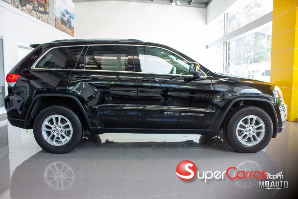 2018 Jeep Grand Cherokee Laredo — foto 7 / 12
