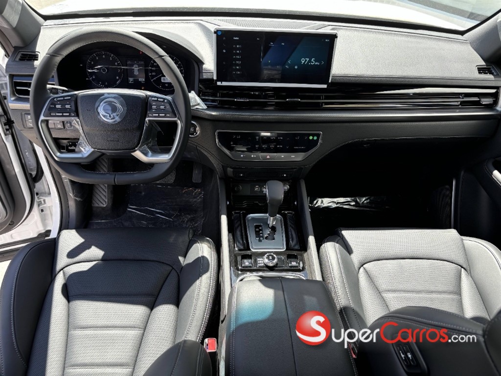 2025 KGM Rexton LIMITED — foto 6 / 7