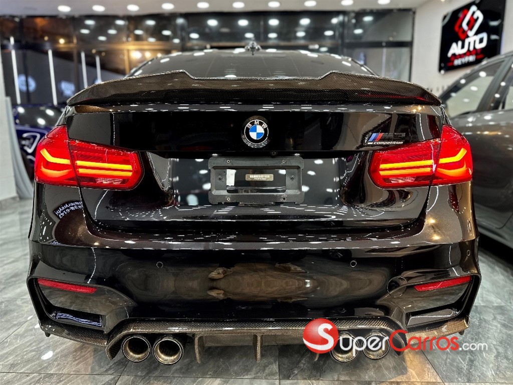2017 BMW M 3 Competition Package — foto 7 / 11