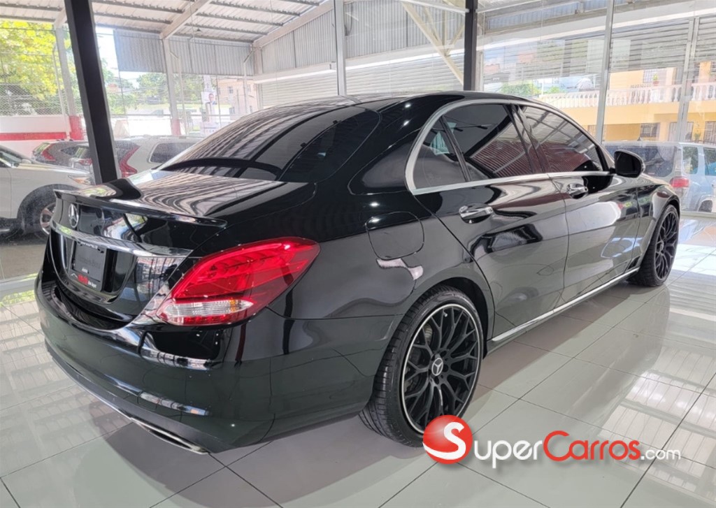 2018 Mercedes-Benz Clase C 300 — foto 10 / 11