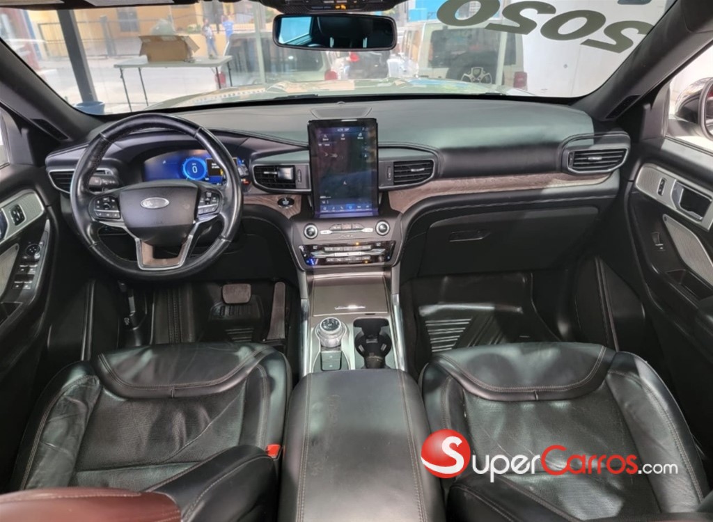 2020 Ford Explorer Platinum — foto 4 / 12