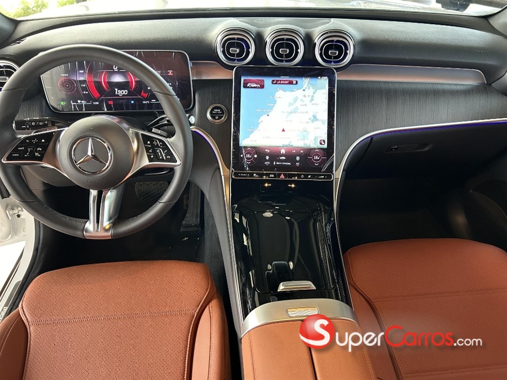 2026 Mercedes-Benz Clase GLC 200 — foto 4 / 7