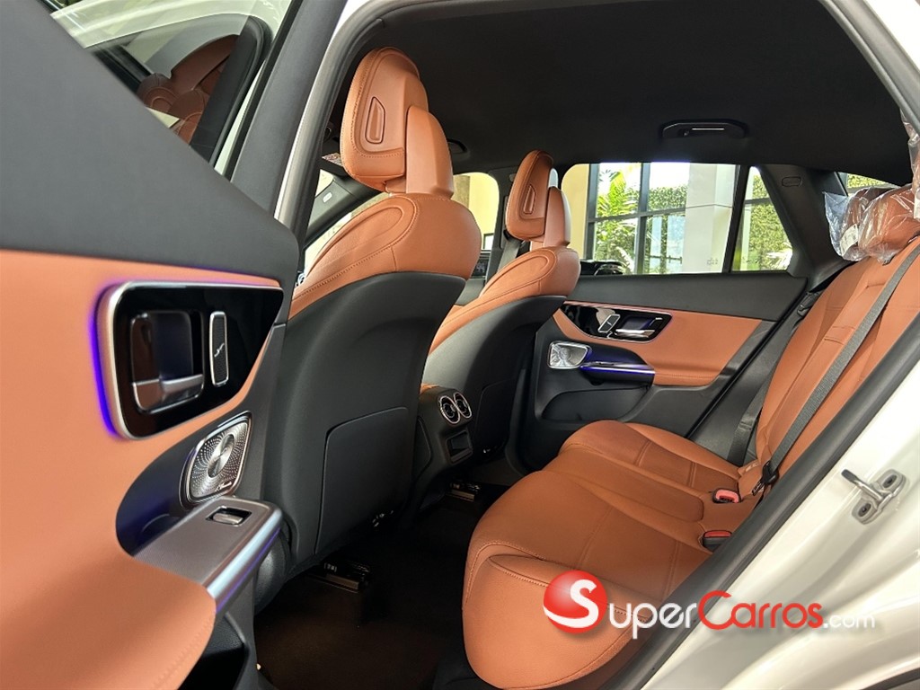 2026 Mercedes-Benz Clase GLC 200 — foto 6 / 7